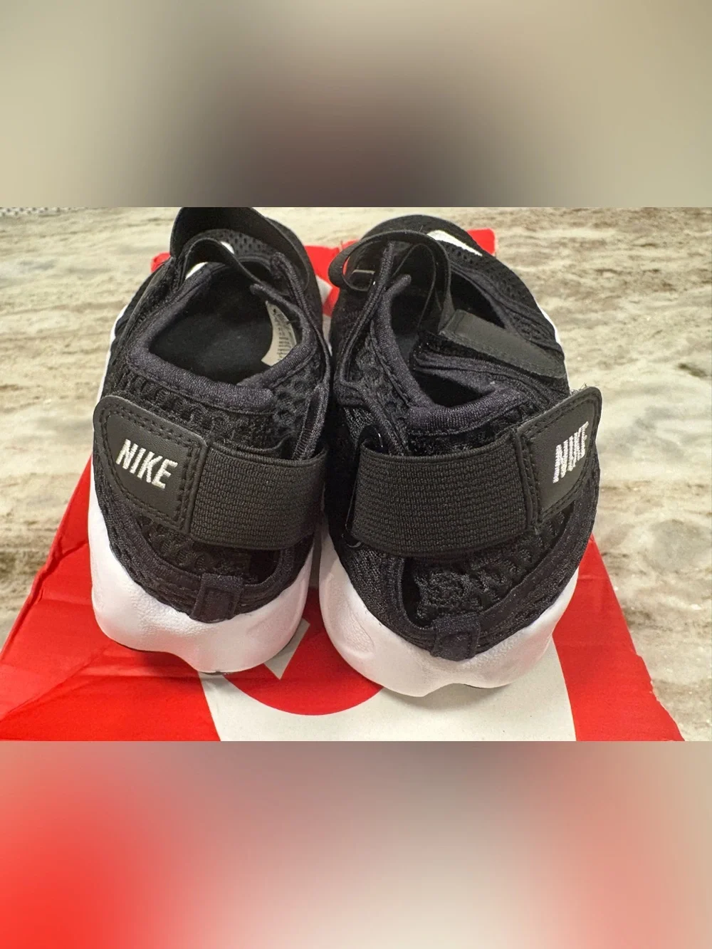 Nike Kids Rift Black/White 6Y 322359 014